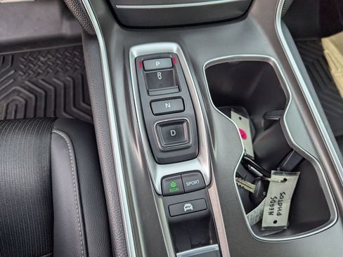 Used 2022 Honda Accord Sport image 17