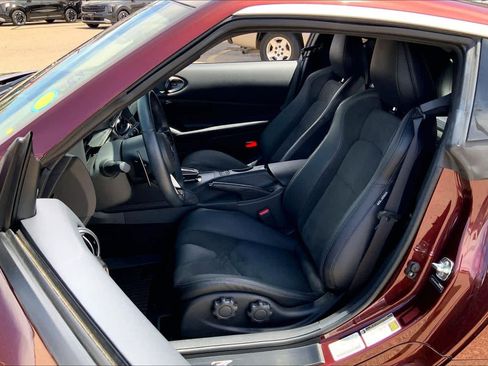 Used 2024 Nissan Z Performance w/ Floor Mat Package RWD image 8