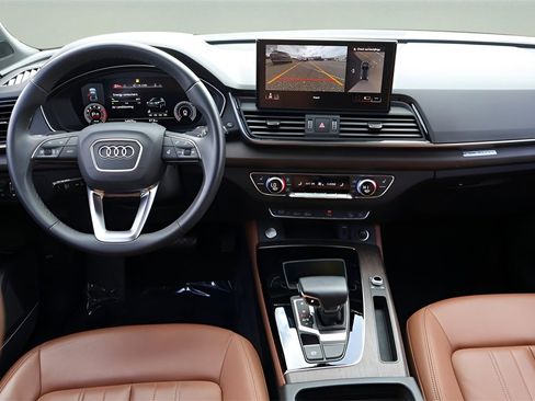 Used 2023 Audi Q5 2.0T Premium Plus w/ Premium Plus Package image 16