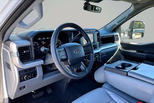 Used 2023 Ford F250 XL w/ STX Appearance Package AWD/4WD image 18