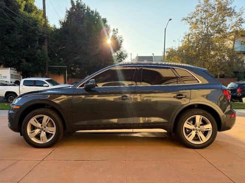 Used 2018 Audi Q5 2.0T Premium Plus w/ Premium Plus Package AWD/4WD image 16