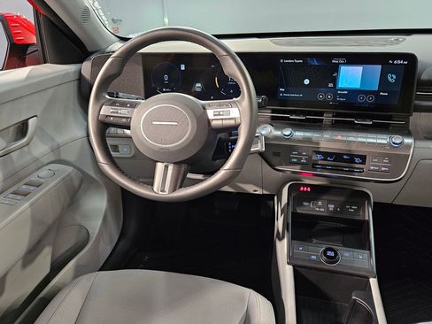 Used 2024 Hyundai Kona SEL w/ Convenience Package image 9