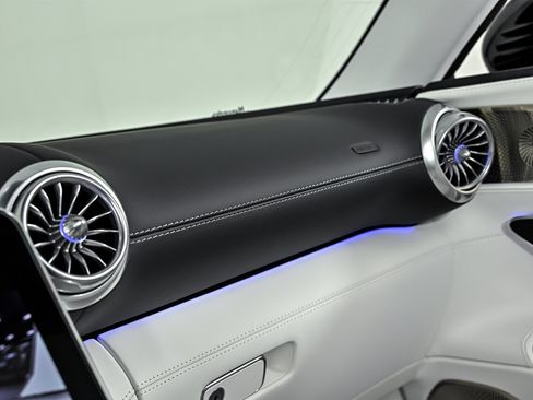 Used 2026 Mercedes-Benz Maybach SL 680 image 29