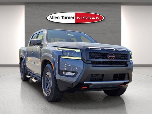 New 2026 Nissan Frontier Pro-X w/ Pro-X Convenience Package image 2