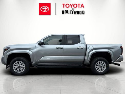 New 2026 Toyota Tacoma SR5 RWD image 9