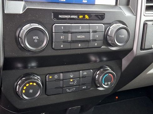 Used 2019 Ford F150 XLT image 15