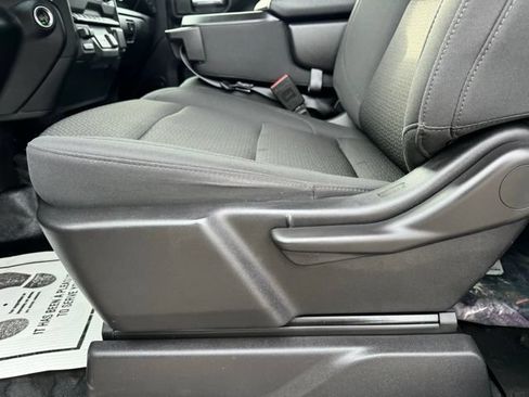 Used 2025 Chevrolet Silverado 3500 W/T AWD/4WD image 13