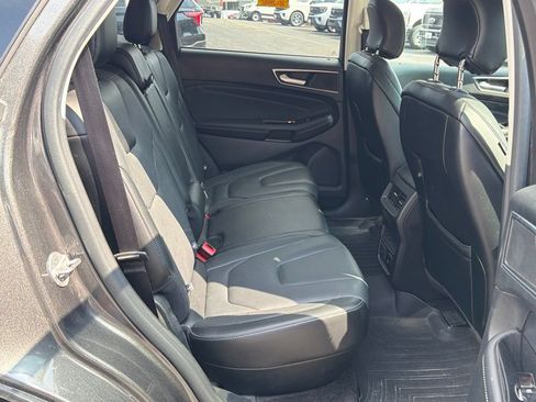 Used 2015 Ford Edge Titanium w/ Equipment Group 301A AWD/4WD image 19