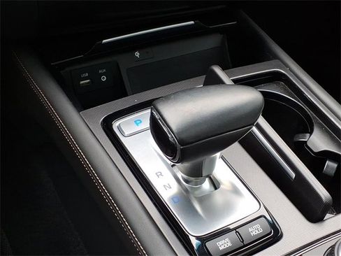 Used 2019 Genesis G80 3.3T Sport image 12