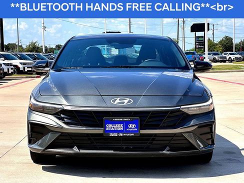 Used 2025 Hyundai Elantra Sport image 10