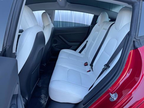 Used 2022 Tesla Model 3 image 43
