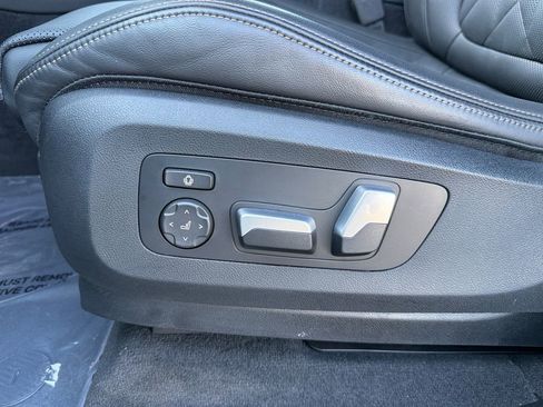 Certified 2024 BMW X5 xDrive40i w/ M Sport Package AWD/4WD image 35