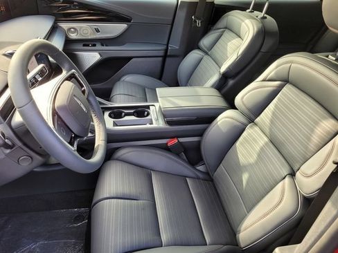 New 2026 Lincoln Nautilus Reserve AWD/4WD image 40