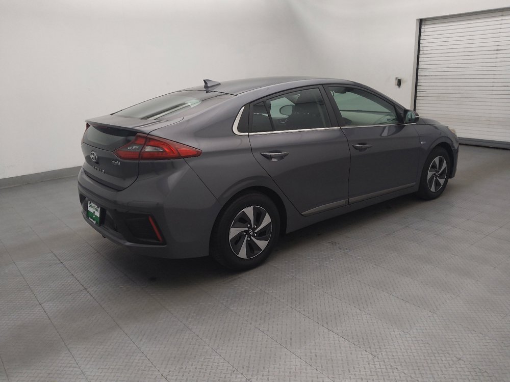 Used 2017 Hyundai Ioniq SEL w/ Tech Package 02 FWD image 10