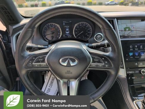 Used 2017 INFINITI Q60 Red Sport 400 AWD/4WD image 14