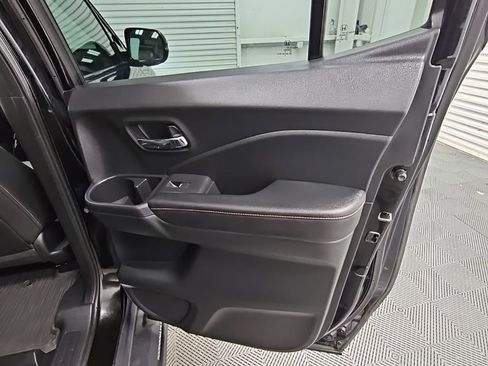 Used 2019 Honda Ridgeline Black Edition image 36