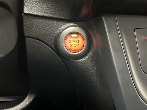 Used 2019 Nissan Sentra SV image 17