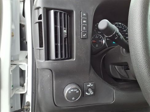 New 2025 Chevrolet Express 3500 w/ Power Convenience Package image 10