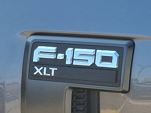 Certified 2022 Ford F150 XLT w/ Equipment Group 302A High image 30