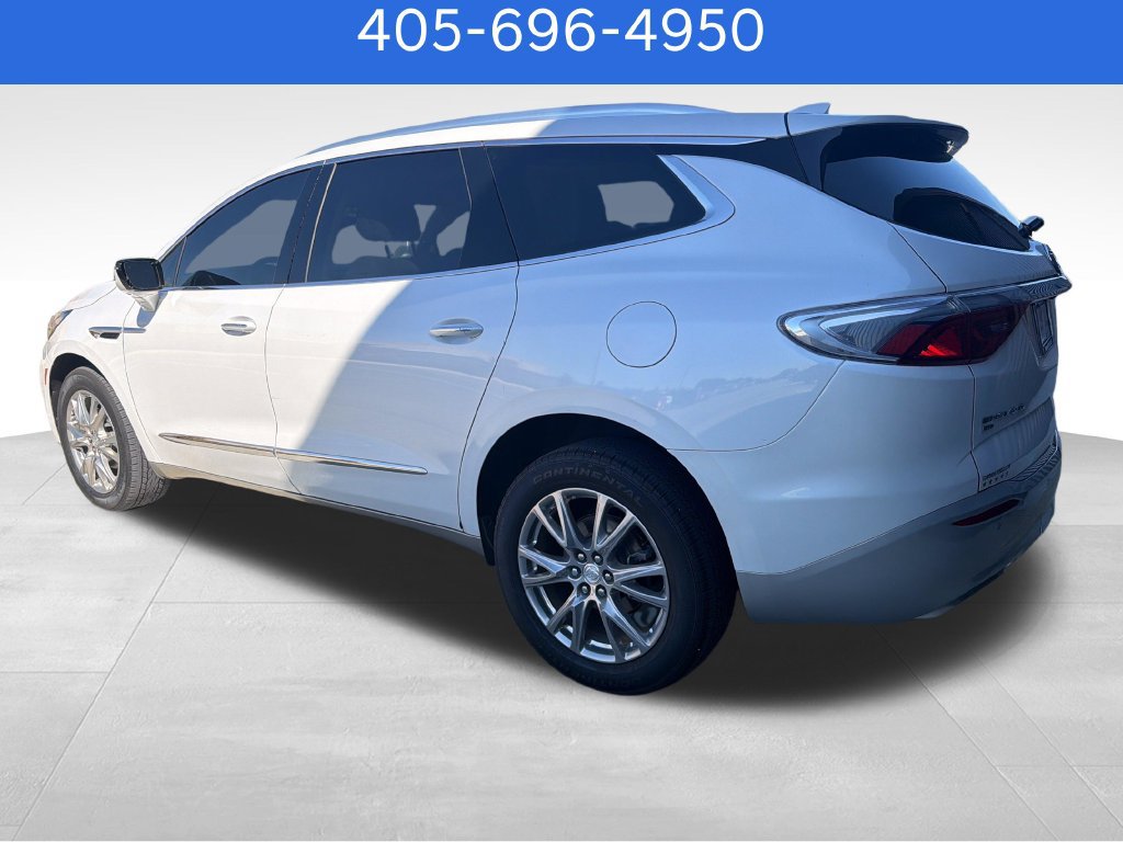 Used 2022 Buick Enclave Premium w/ Experience Buick Package AWD/4WD image 3