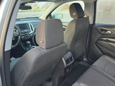 Used 2024 Chevrolet Equinox LT image 14