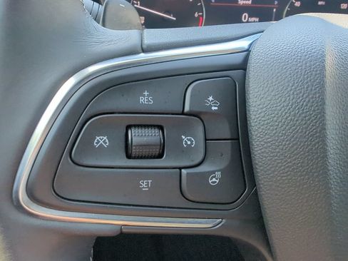 Used 2022 Buick Envision Preferred AWD/4WD image 25