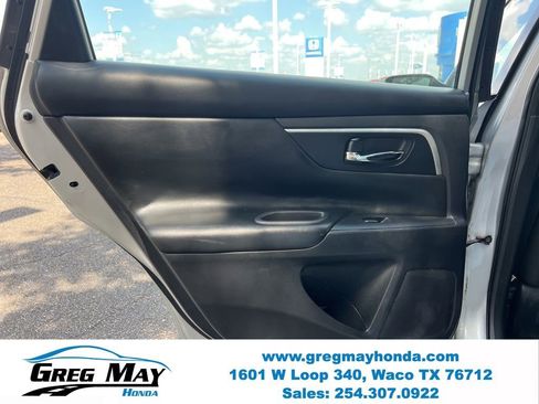 Used 2017 Nissan Altima 2.5 SV FWD image 16