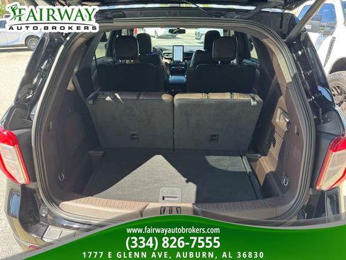 Used 2023 Ford Explorer King Ranch w/ Technology Package AWD/4WD image 29