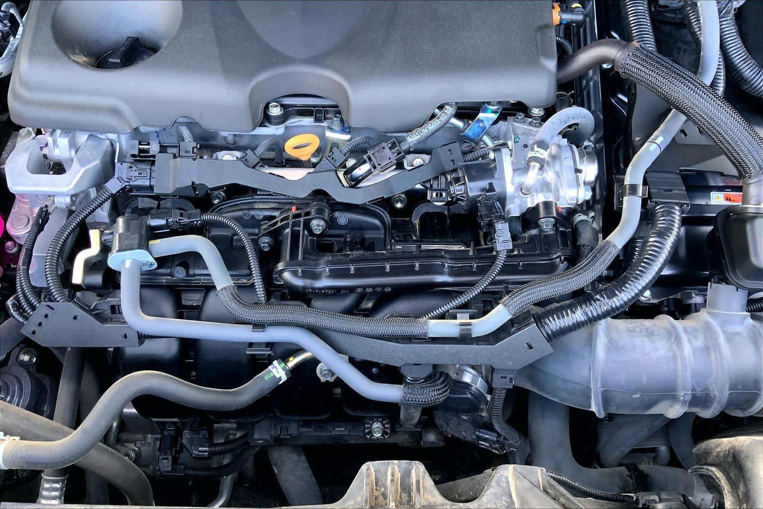 Certified 2025 Toyota Sienna LE w/ LE Plus Package FWD image 33