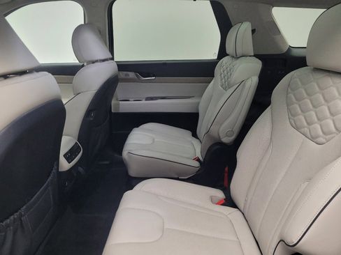 Used 2022 Hyundai Palisade Limited AWD/4WD image 18