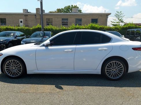 Used 2017 Alfa Romeo Giulia Ti w/ TI Lusso Package image 5
