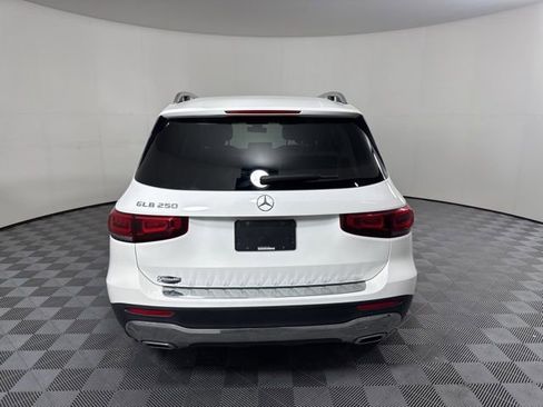 Used 2021 Mercedes-Benz GLB 250 GLB 250 image 4