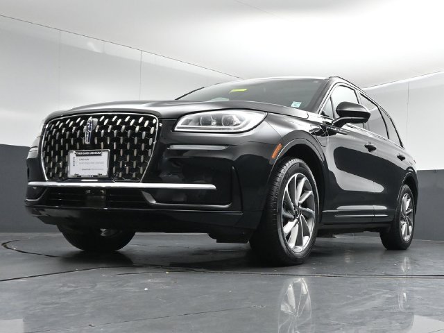 Certified 2025 Lincoln Corsair Grand Touring AWD/4WD image 39