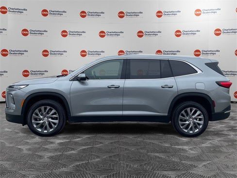 Certified 2025 Buick Enclave Preferred image 2