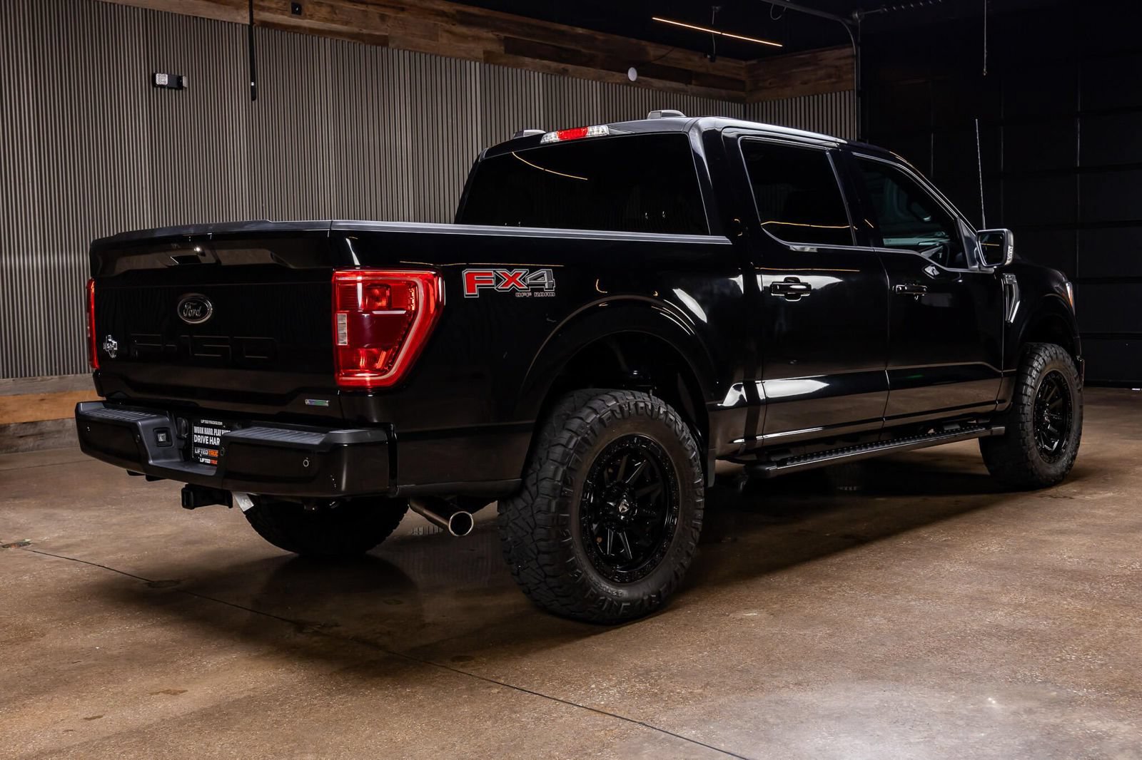Used 2022 Ford F150 XLT w/ Equipment Group 302A High AWD/4WD image 9