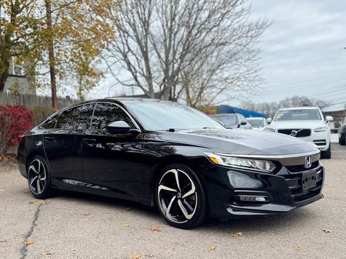 Used 2020 Honda Accord Sport image 8