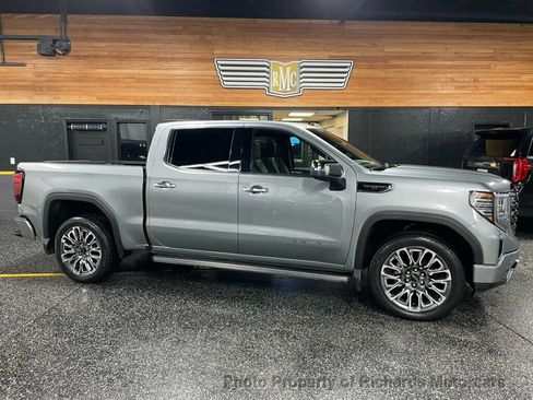 Used 2026 GMC Sierra 1500 Denali Ultimate AWD/4WD image 1