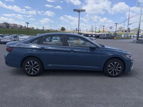 Used 2025 Volkswagen Jetta S FWD image 10