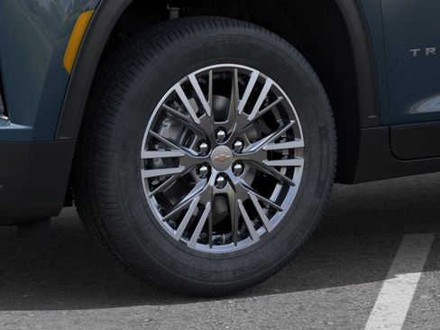 New 2026 Chevrolet Traverse LT FWD image 11
