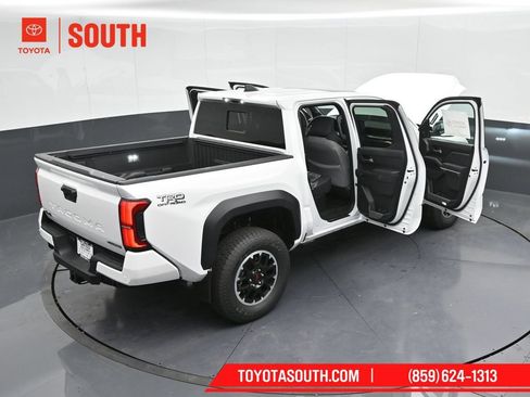 Used 2024 Toyota Tacoma TRD Off-Road w/ TRD Off Road Upgrade Package AWD/4WD image 56