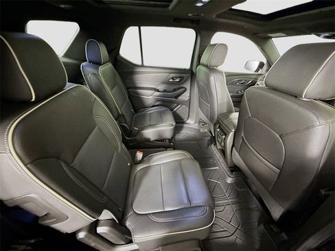 Certified 2023 Chevrolet Traverse Premier w/ Redline Edition image 24