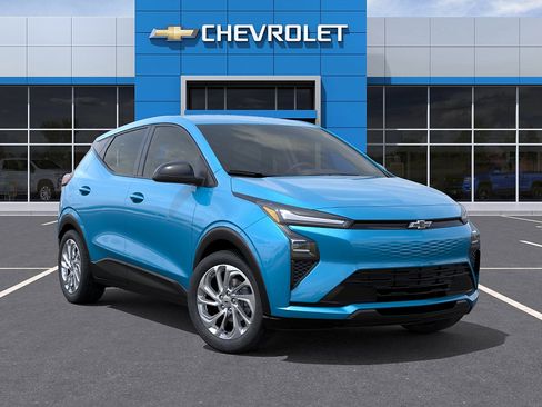 New 2027 Chevrolet Bolt LT w/ Comfort Package FWD image 7