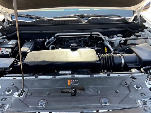 Used 2026 Chevrolet Colorado W/T w/ WT Convenience Package II RWD image 8