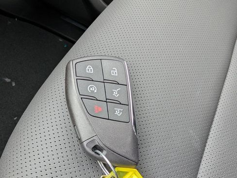 New 2026 Chevrolet Suburban Premier image 26