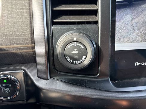 Certified 2023 Ford F150 Platinum w/ Equipment Group 701A High image 33