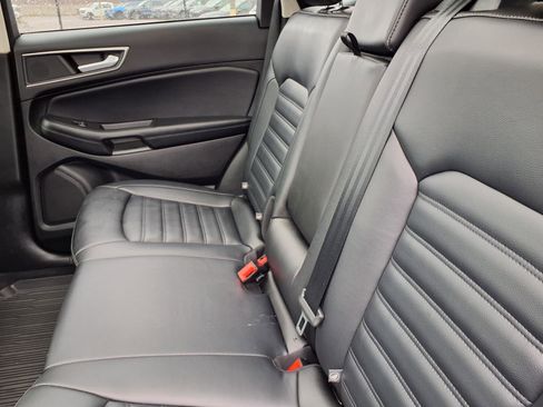 Used 2023 Ford Edge SEL w/ Convenience Package image 7