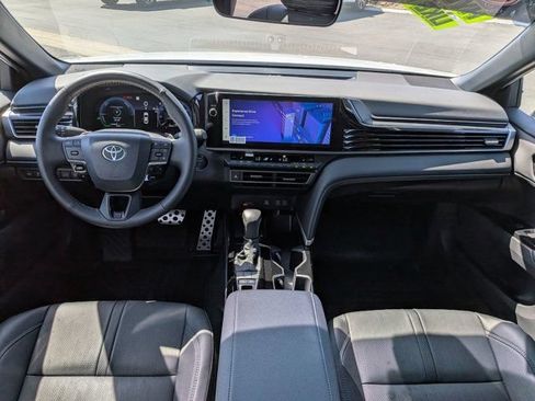 Used 2026 Toyota Camry XSE FWD image 15