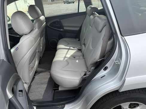 Used 2010 Toyota RAV4 Limited image 9