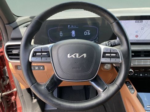 Used 2023 Kia Telluride EX X-Line image 32