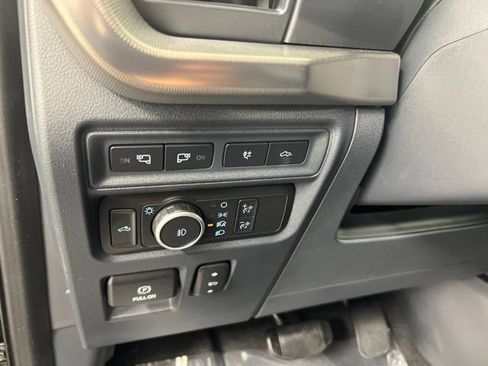 Used 2022 Ford F150 Raptor w/ Equipment Group 801A High AWD/4WD image 15